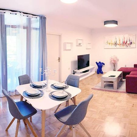 Central Bus Station Apartment 자그레브 외부 사진
