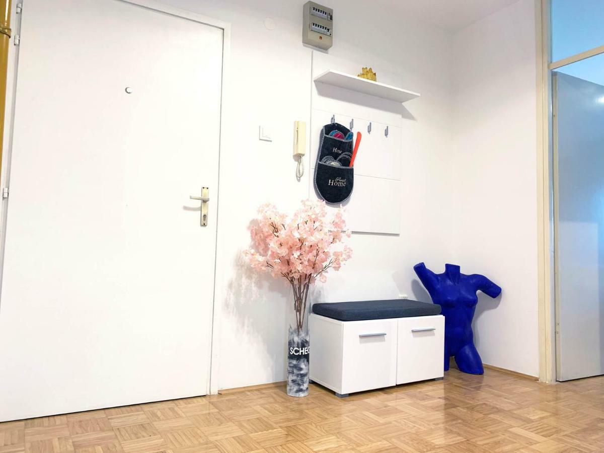 Central Bus Station Apartment 자그레브 외부 사진